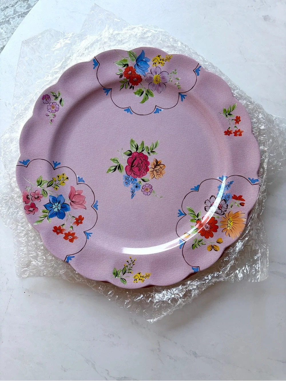NEW Anthropologie Annette Floral Melamine Dinner Plates, Set of 4, Lilac Ice